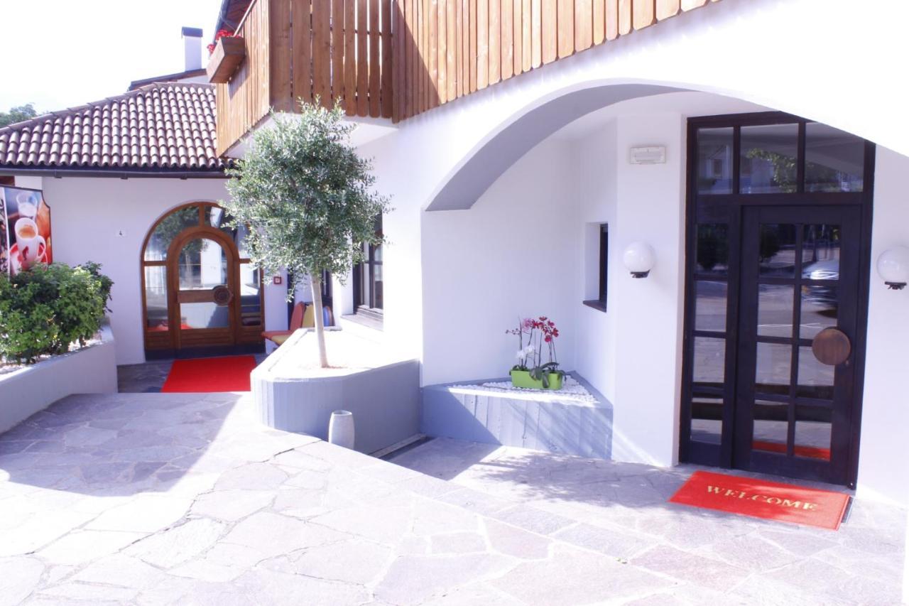Zur Muehle Otel Ora / Auer Dış mekan fotoğraf